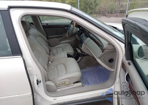 2003 Cadillac Deville Dhs z USA, uszkodzony, nr VIN 1G6KE54Y33U153740